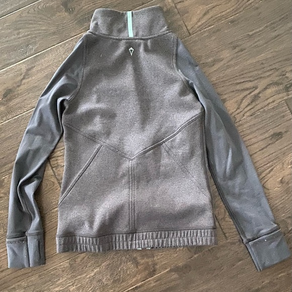Ivivva Size Youth 10 Gray sweater jacket - Picture 2 of 3